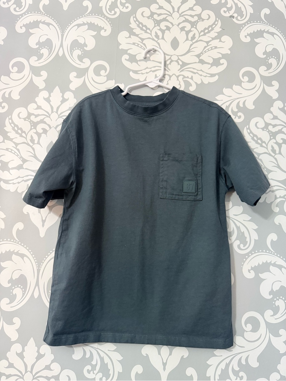 💫10/$25 • George Short-Sleeve Pocket Tee in Slate Gray